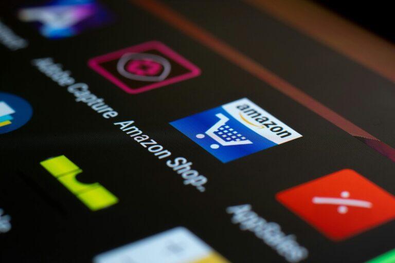 Jak zacząć sprzedawać przez Amazon?